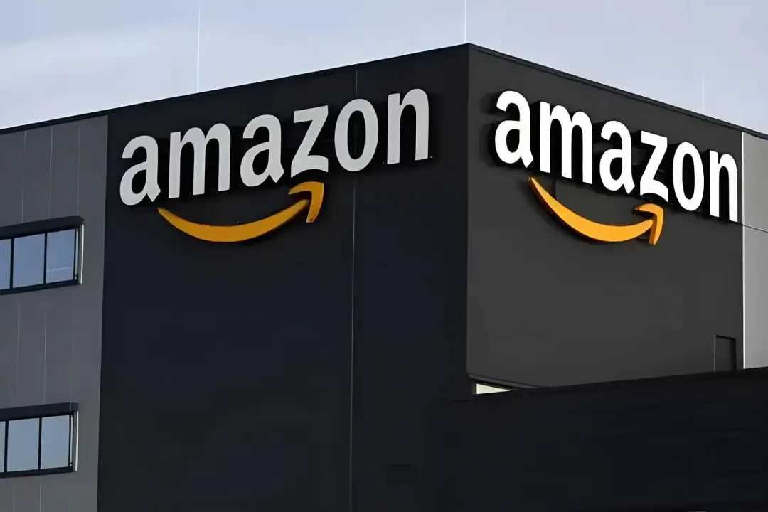 Amazon's Dual-Powered Growth: Navigating Challenges and Eyeing New Horizons